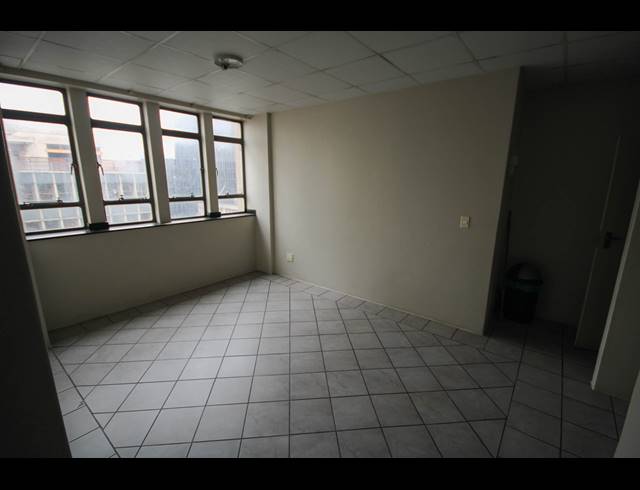 2 BEDROOM APARTMENT FOR SALE IN DURBAN CENTRAL